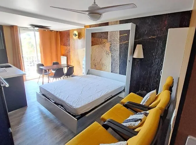 Avec Parking Cap D'agde, La Falaise *